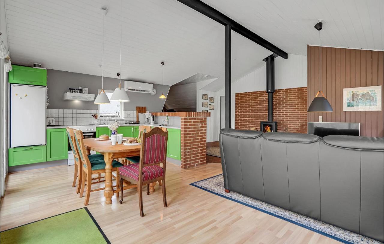 Beautiful Home In Herning With Kitchen Exterior foto
